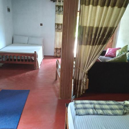 Soma Cabana, Homestay & Restaurant Тангалле Екстер'єр фото